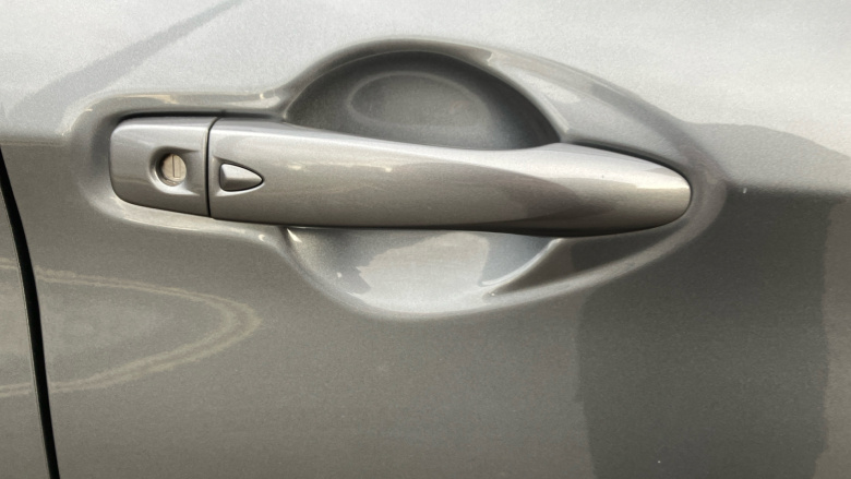 Nissan Qashqai 1.5 dCi N-Connecta 5dr Diesel Hatchback